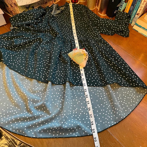 Blouse M Shein High Low Forest Green White Polka Dots Bell Sleeve Shirt - Picture 5 of 9